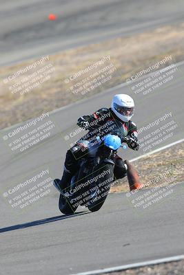 media/Feb-05-2023-Classic Track Day (Sun) [[c35aca4a42]]/Group 3/session 4 turn 4/